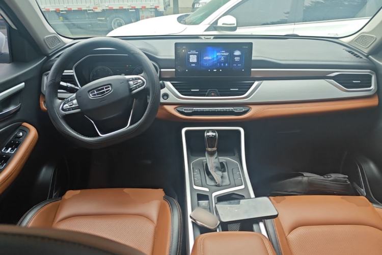 Used Geely Auto Vision X6 2020 1.4T CVT Luxury Edition Center Console