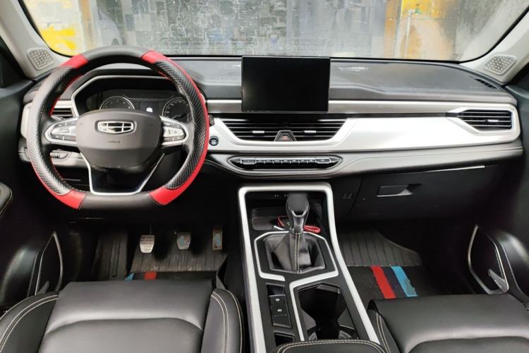 Used Geely Auto Vision X6 2020 1.4T Manual Luxury Model Center Console