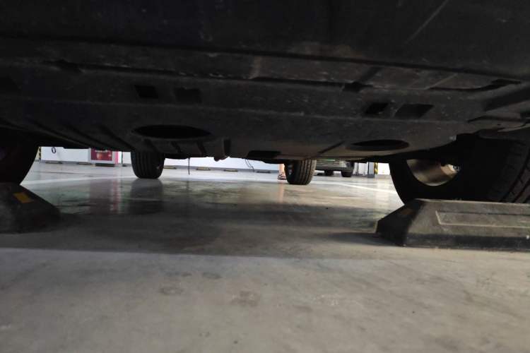 Used Geely Auto Vision X6 2020 1.4T CVT Luxury Edition Chassis Front