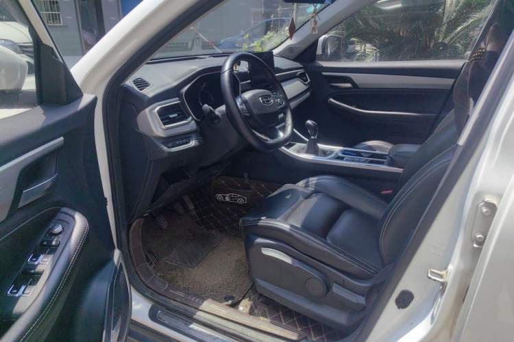 Used Geely Auto Vision X6 2020 1.4T Manual Luxury Model Driver Seat