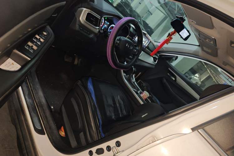 Used Geely Auto Vision X6 2020 1.4T CVT Luxury Edition Driver Seat