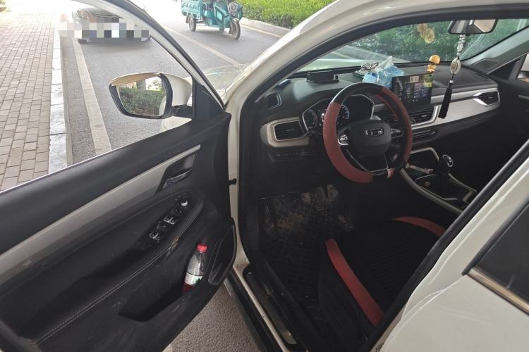 Used Geely Auto Vision X6 2020 1.4T Manual Luxury Model Driver Seat