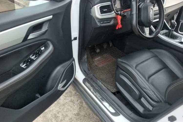 Used Geely Auto Vision X6 2020 1.4T Manual Luxury Model Driver Seat