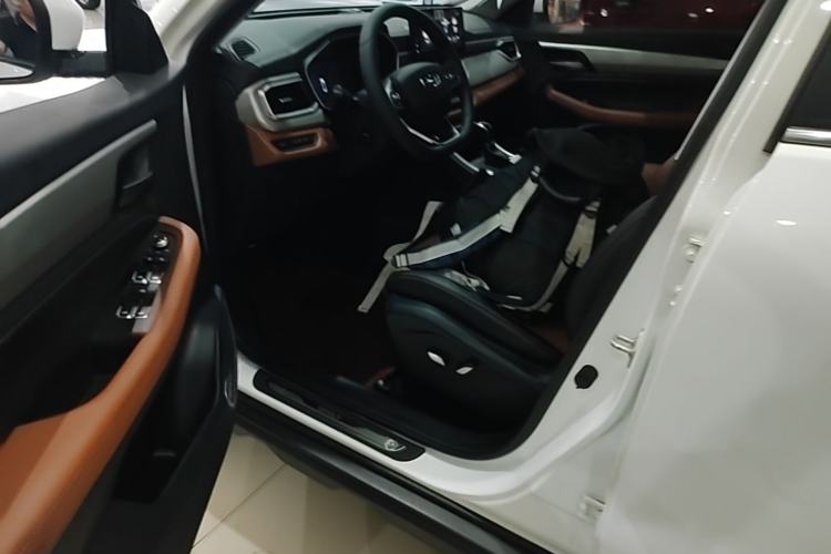 Used Geely Auto Vision X6 2020 1.4T CVT Asian Games Edition Driver Seat
