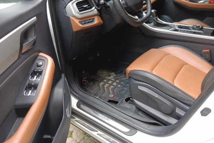 Used Geely Auto Vision X6 2020 1.4T CVT Luxury Edition Driver Seat