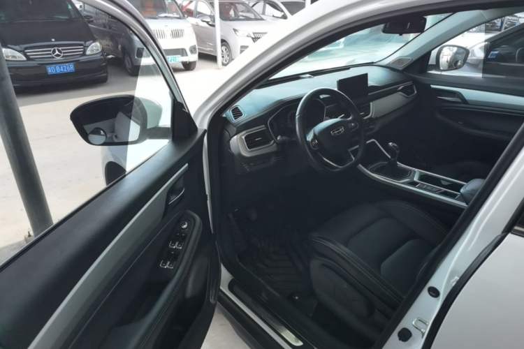 Used Geely Auto Vision X6 2020 1.4T Manual Luxury Model Driver Seat