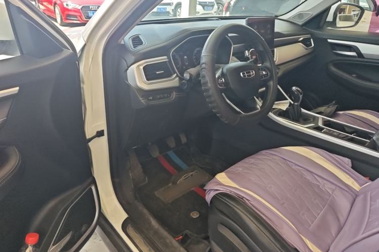 Used Geely Auto Vision X6 2020 1.4T Manual Luxury Model Driver Seat