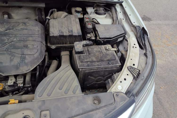 Used Geely Auto Vision X6 2020 1.4T Manual Luxury Model Engine Bay Left