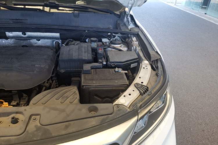 Used Geely Auto Vision X6 2020 1.4T CVT Luxury Edition Engine Bay Left