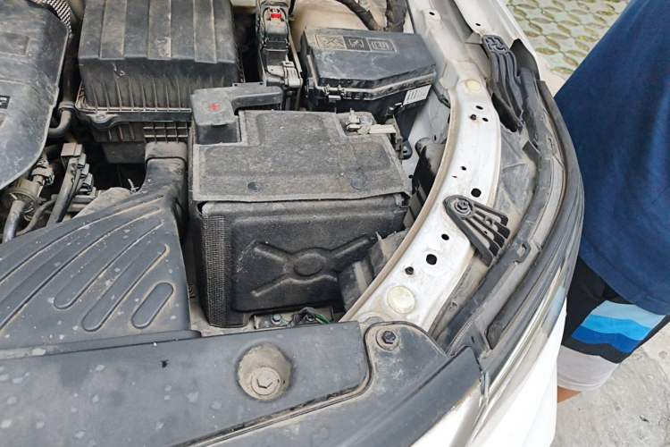 Used Geely Auto Vision X6 2020 1.4T CVT Asian Games Edition Engine Bay Left