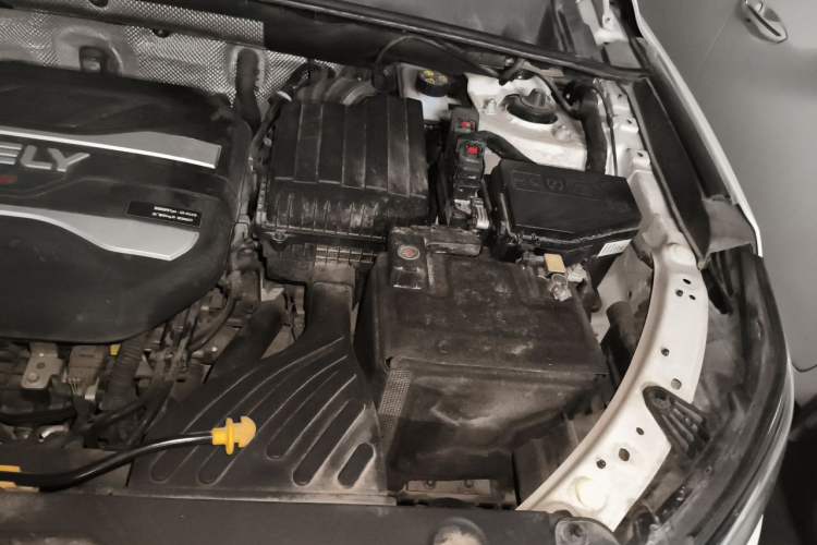 Used Geely Auto Vision X6 2020 1.4T CVT Luxury Edition Engine Bay Left