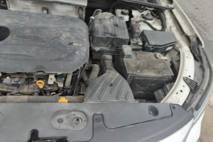 Used Geely Auto Vision X6 2020 1.4T CVT Luxury Edition Engine Bay Left