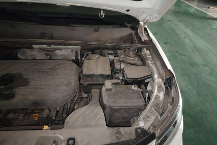 Used Geely Auto Vision X6 2020 1.4T CVT Asian Games Edition Engine Bay Left