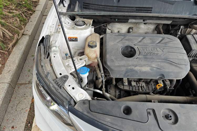 Used Geely Auto Vision X6 2020 1.4T Manual Comfort Model Engine Bay Right