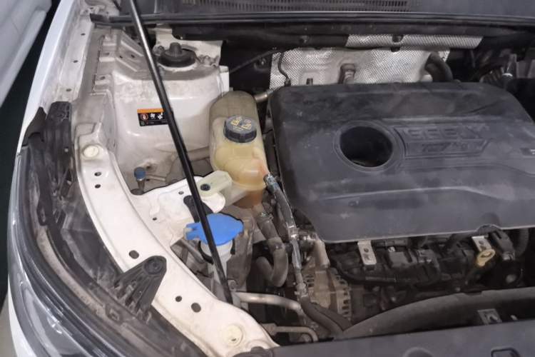 Used Geely Auto Vision X6 2020 1.4T Manual Luxury Model Engine Bay Right