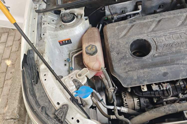 Used Geely Auto Vision X6 2020 1.4T CVT Asian Games Edition Engine Bay Right