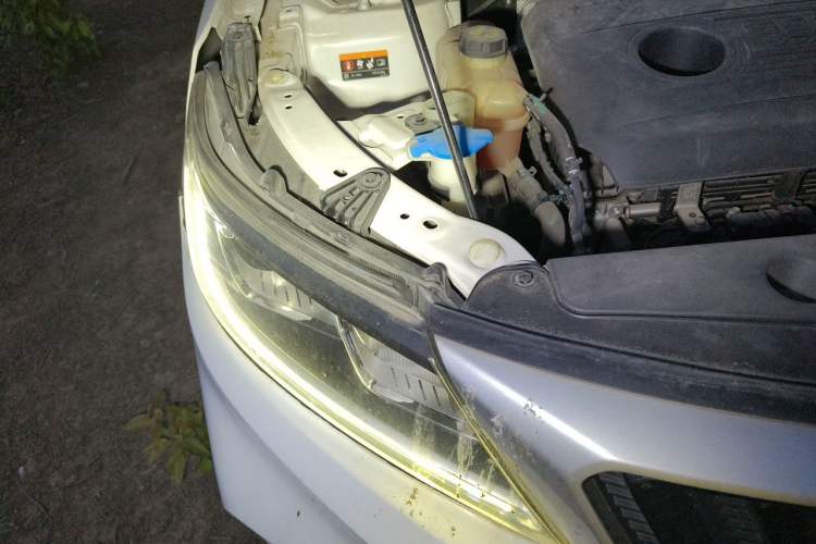 Used Geely Auto Vision X6 2020 1.4T CVT Asian Games Edition Engine Bay Right