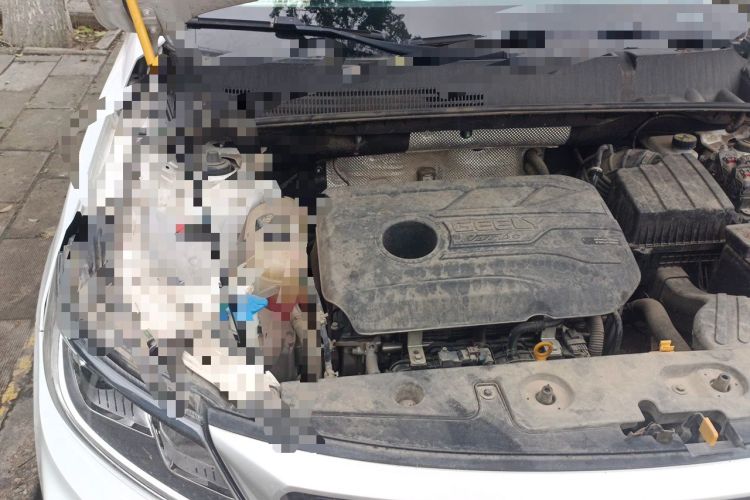 Used Geely Auto Vision X6 2020 1.4T CVT Luxury Edition Engine Bay Right