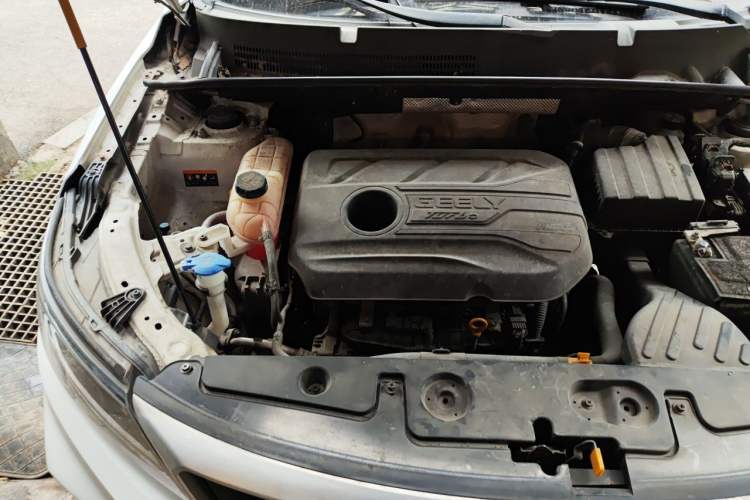 Used Geely Auto Vision X6 2020 1.4T Manual Luxury Model Engine Bay Right