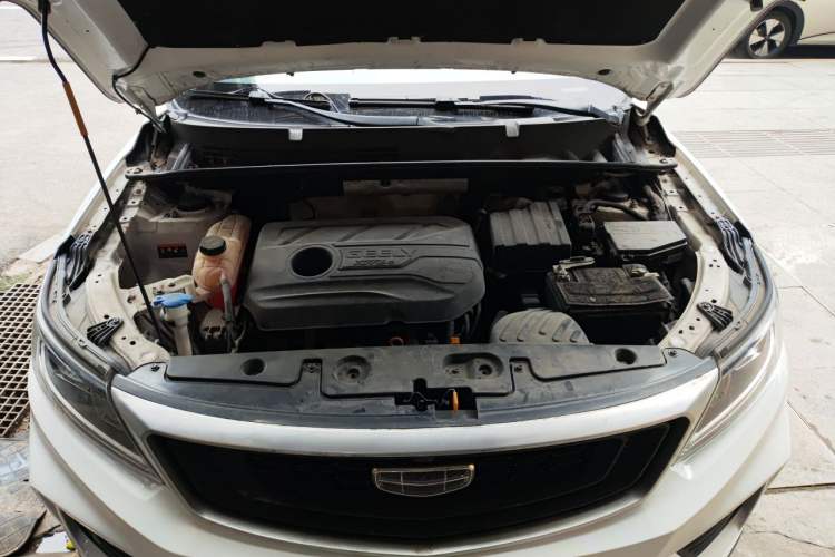 Used Geely Auto Vision X6 2020 1.4T Manual Luxury Model Engine Bay