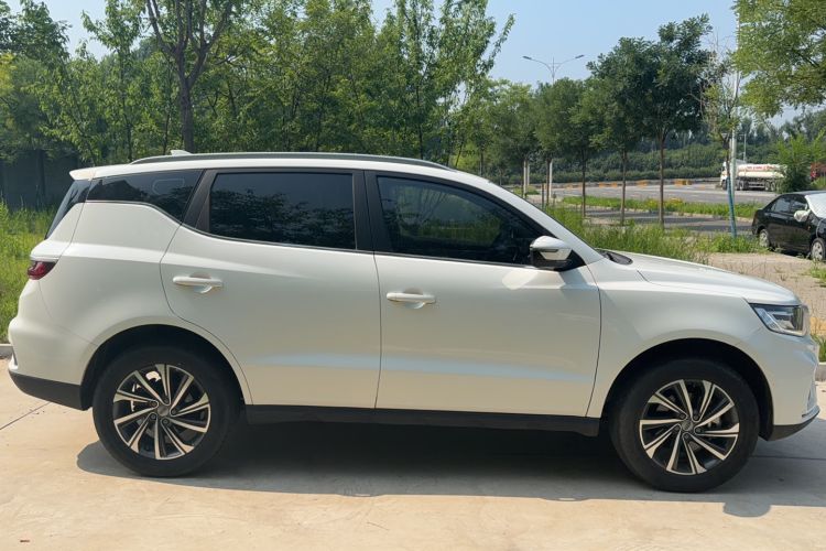 Used Geely Auto Vision X6 2020 1.4T CVT Luxury Edition Exterior 2
