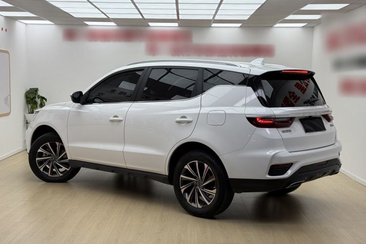 Used Geely Auto Vision X6 2020 1.4T Manual Luxury Model Exterior 2