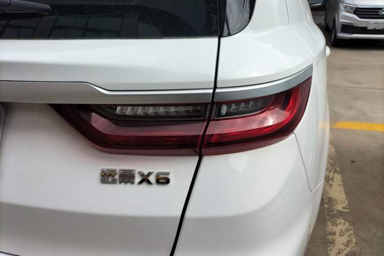Used Geely Auto Vision X6 2020 1.4T CVT Luxury Edition Exterior 3