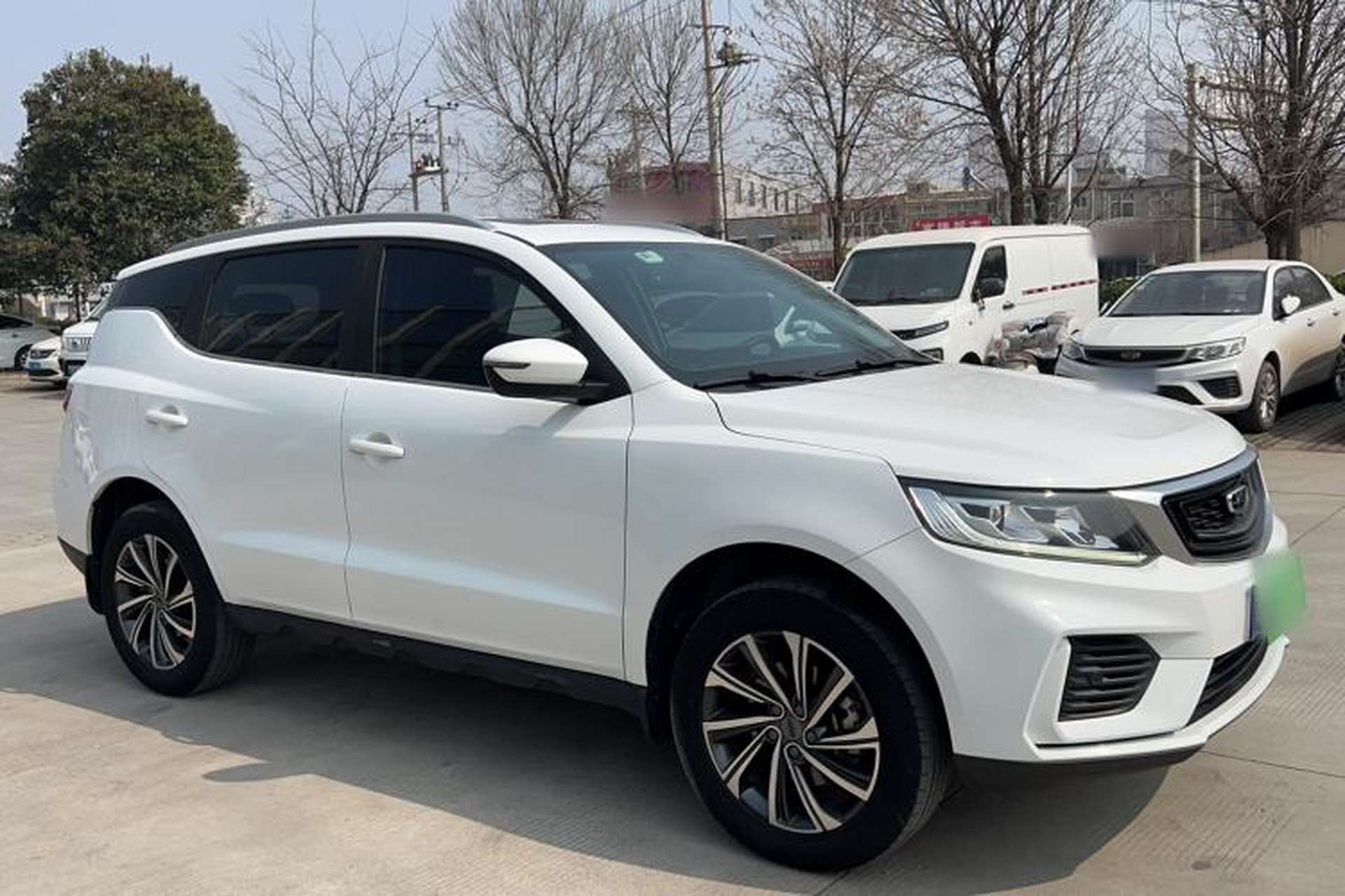 Used Geely Auto Vision X6 2020 1.4T Manual Luxury Model Exterior 4