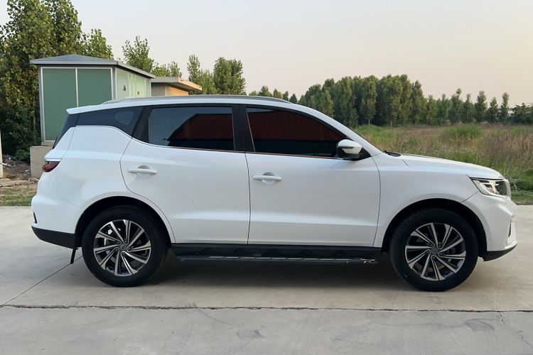 Used Geely Auto Vision X6 2020 1.4T CVT Luxury Edition Exterior 5