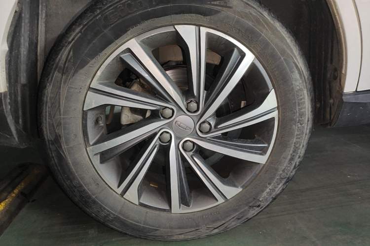 Used Geely Auto Vision X6 2020 1.4T CVT Luxury Edition Exterior 5