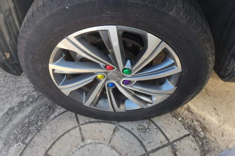 Used Geely Auto Vision X6 2020 1.4T CVT Luxury Edition Exterior 5