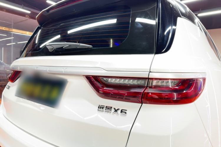 Used Geely Auto Vision X6 2020 1.4T Manual Luxury Model Exterior 6