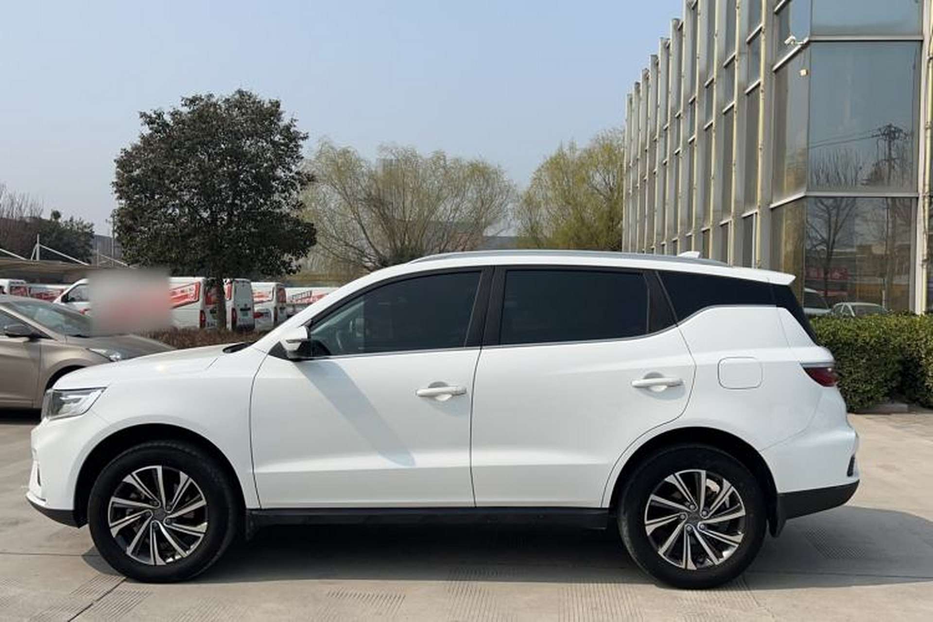 Used Geely Auto Vision X6 2020 1.4T Manual Luxury Model Exterior 7