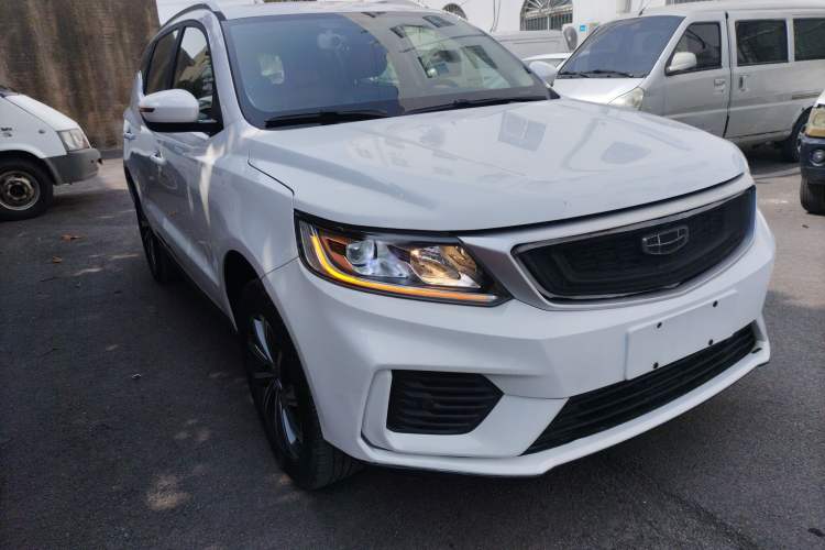Used Geely Auto Vision X6 2020 1.4T CVT Luxury Edition Front Right 45 Deg