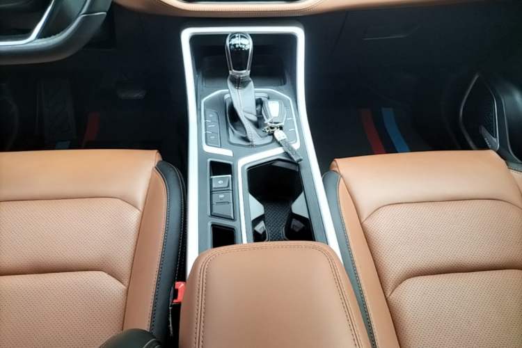Used Geely Auto Vision X6 2020 1.4T CVT Luxury Edition Gear Lever