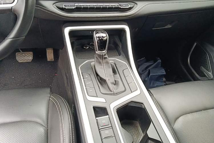 Used Geely Auto Vision X6 2020 1.4T CVT Luxury Edition Gear Lever