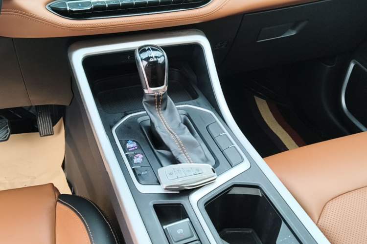 Used Geely Auto Vision X6 2020 1.4T CVT Luxury Edition Gear Lever