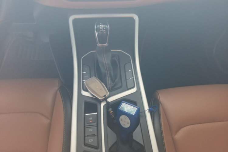 Used Geely Auto Vision X6 2020 1.4T CVT Asian Games Edition Gear Lever