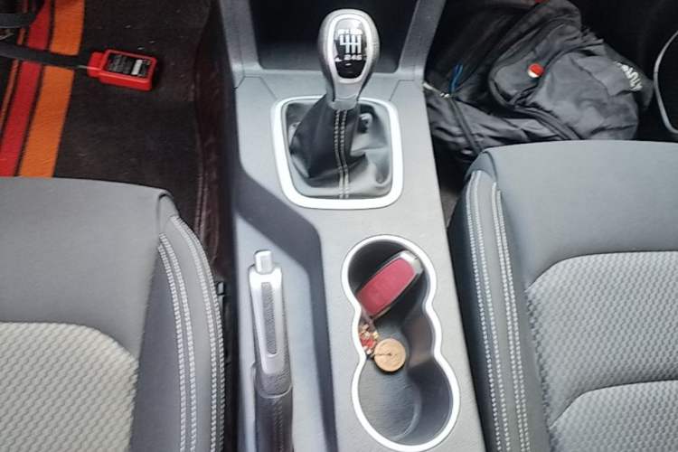 Used Geely Auto Vision X6 2020 1.4T Manual Comfort Model Gear Lever