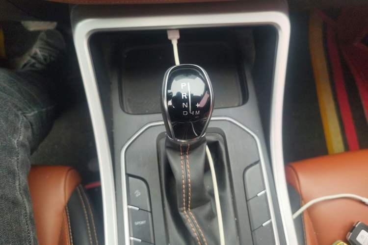 Used Geely Auto Vision X6 2020 1.4T CVT Asian Games Edition Gear Lever