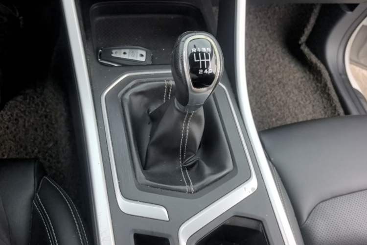 Used Geely Auto Vision X6 2020 1.4T Manual Luxury Model Gear Lever