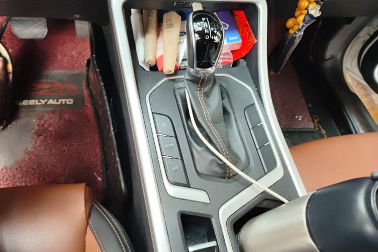 Used Geely Auto Vision X6 2020 1.4T CVT Luxury Edition Gear Lever