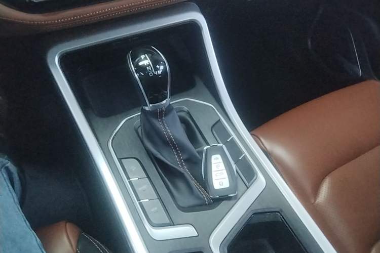 Used Geely Auto Vision X6 2020 1.4T CVT Asian Games Edition Gear Lever