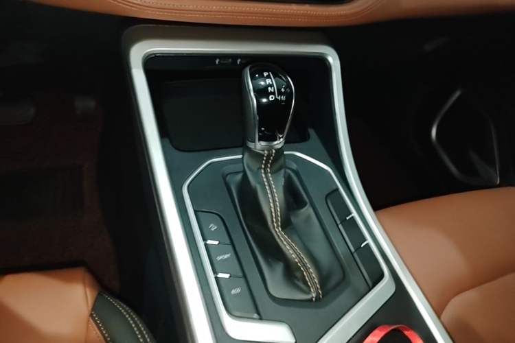Used Geely Auto Vision X6 2020 1.4T CVT Asian Games Edition Gear Lever