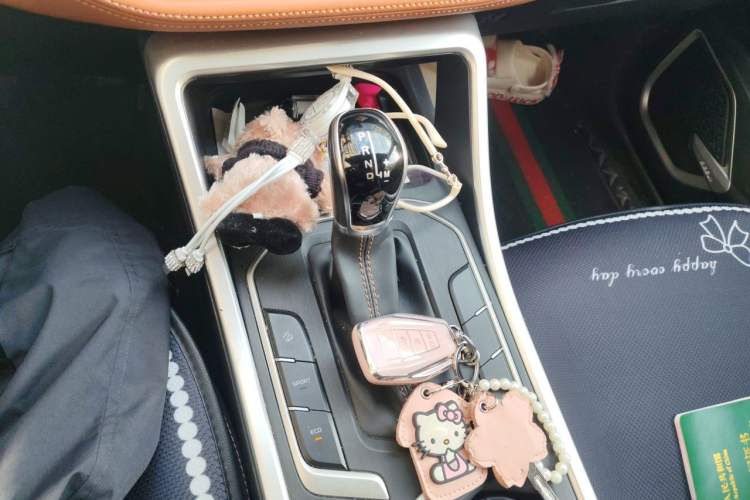 Used Geely Auto Vision X6 2020 1.4T CVT Asian Games Edition Gear Lever