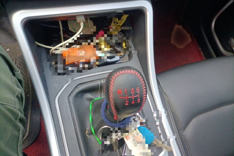 Used Geely Auto Vision X6 2020 1.4T Manual Luxury Model Gear Lever