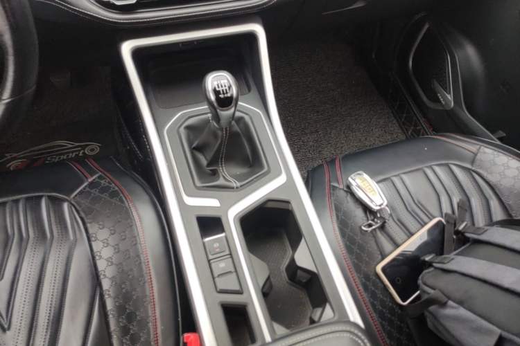 Used Geely Auto Vision X6 2020 1.4T Manual Luxury Model Gear Lever