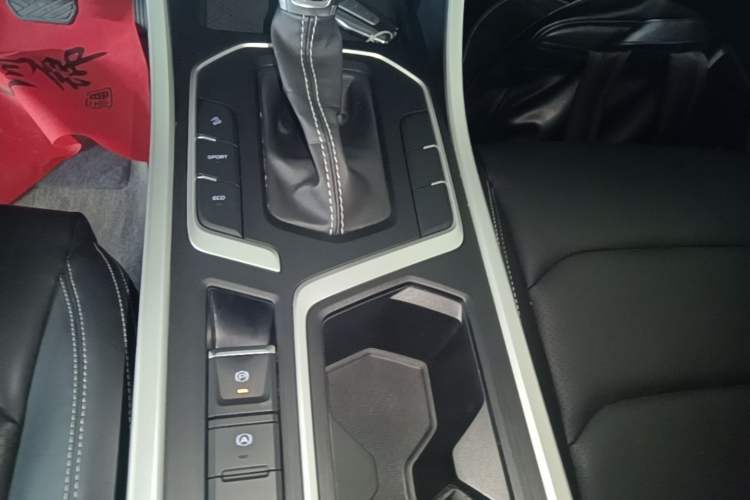 Used Geely Auto Vision X6 2020 1.4T CVT Luxury Edition Gear Lever