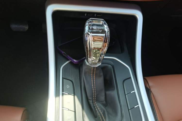 Used Geely Auto Vision X6 2020 1.4T CVT Luxury Edition Gear Lever