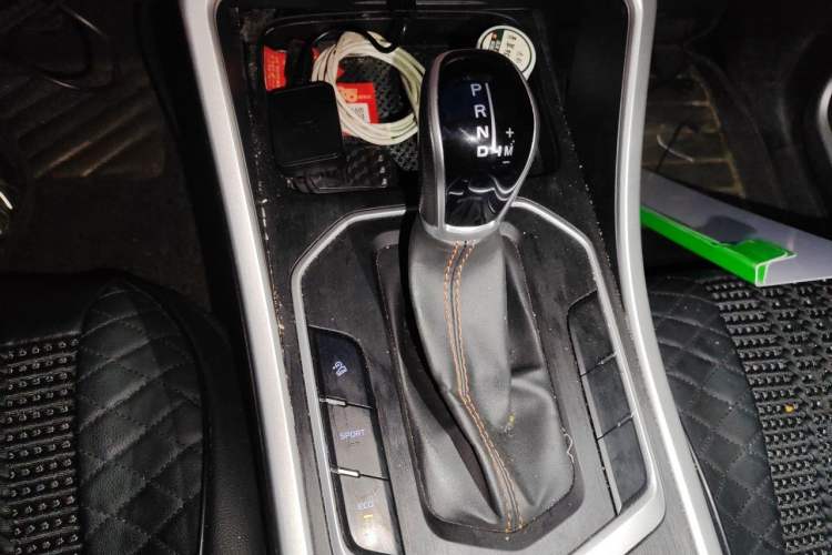 Used Geely Auto Vision X6 2020 1.4T CVT Asian Games Edition Gear Lever
